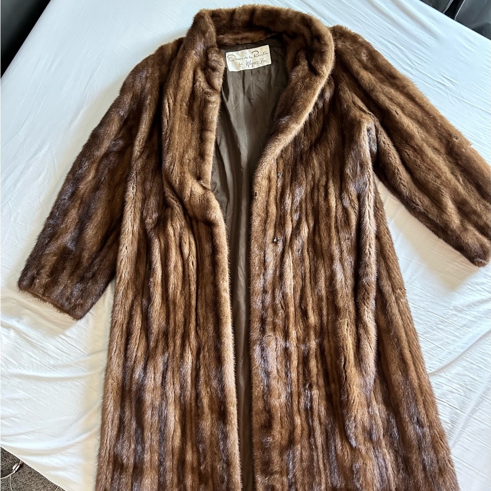 Vintage 1979 Oscar de la Renta Wagner Fur Coat